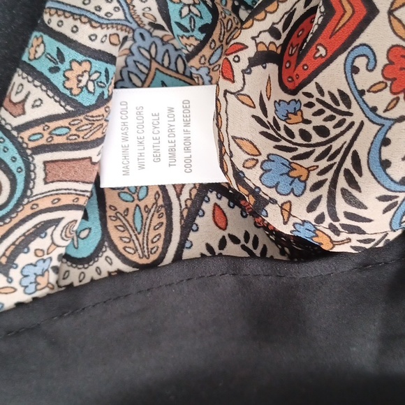 Single Thread W3951250ST Cement Persian Tapestry Keyhole Blouse Plus Size Top - Picture 11 of 11